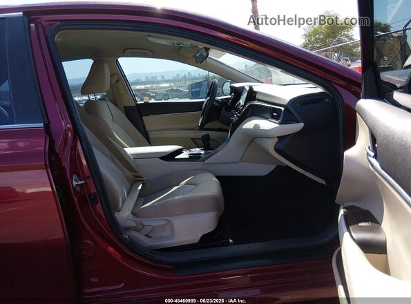 4T1C31AK9MU547739 2021 TOYOTA CAMRY Red Front interior view