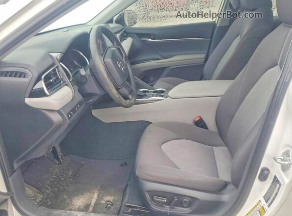 4T1C31AKXPU608908 2023 TOYOTA CAMRY White Вид салону спереду