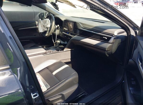 4T1DAACK0SU015865 2025 TOYOTA CAMRY Gray Вид салону спереду