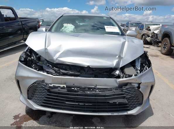 4T1DAACK0SU080702 2025 TOYOTA CAMRY Silver Widok z przodu