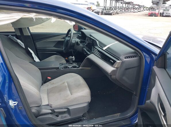 4T1DAACK0SU135567 2025 TOYOTA CAMRY Blue Front interior view