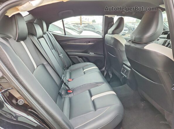 4T1DAACK0SU145354 2025 TOYOTA CAMRY Black Widok tylnych siedzeń