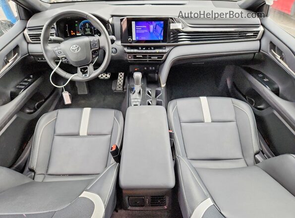 4T1DAACK0SU145354 2025 TOYOTA CAMRY Black Widok deski rozdzielczej