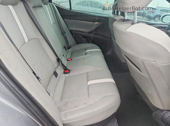 4T1DAACK0SU580200 2025 TOYOTA CAMRY Gray Widok tylnych siedzeń