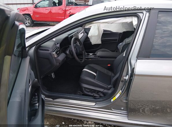 4T1DAACK0SU631727 2025 TOYOTA CAMRY Gray Widok wnętrza z przodu