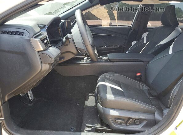 4T1DAACK0SU646616 2025 TOYOTA CAMRY White Front interior view