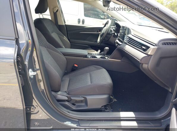 4T1DAACK0TU258030 2026 TOYOTA CAMRY Серый Вид салона спереди