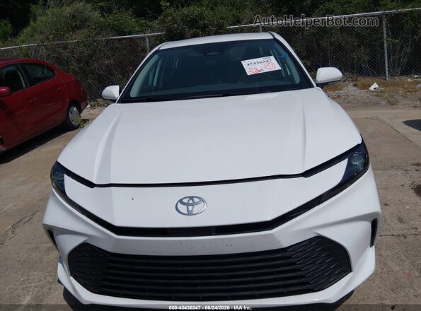 4T1DAACK0TU674045 2026 TOYOTA CAMRY White Սարքավորումների վահանակի տեսք