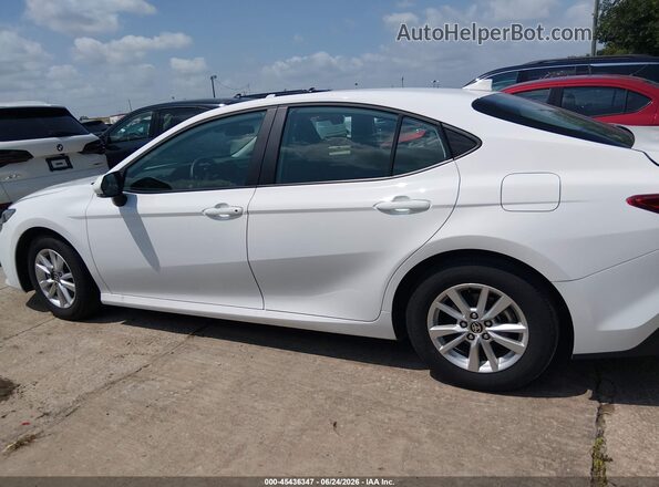 4T1DAACK0TU674045 2026 TOYOTA CAMRY White Սալոնի 360 աստիճան տեսք