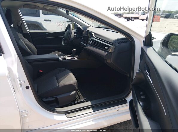 4T1DAACK0TU674045 2026 TOYOTA CAMRY White Սալոնի դիմացի տեսք