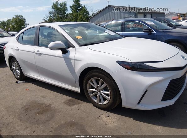 4T1DAACK1SU088422 2025 TOYOTA CAMRY White უკანა სალონის ხედი