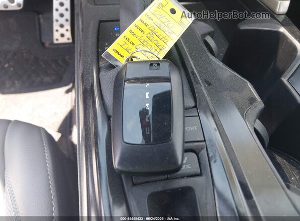 4T1DAACK1SU575443 2025 TOYOTA CAMRY Серый Вид панели приборов