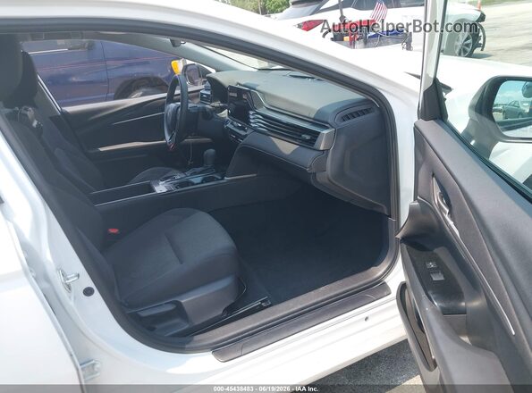4T1DAACK1SU583879 2025 TOYOTA CAMRY White Вид салону спереду