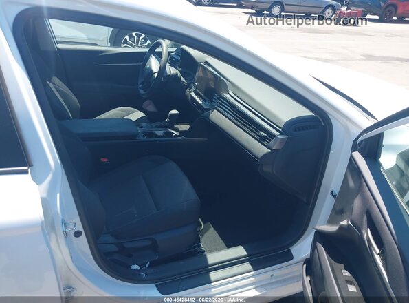 4T1DAACK1SU593179 2025 TOYOTA CAMRY White წინა სალონის ხედი