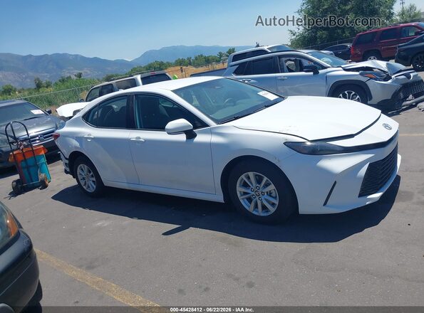 4T1DAACK1SU593179 2025 TOYOTA CAMRY White უკანა სალონის ხედი