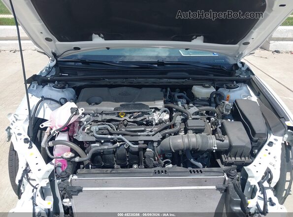 4T1DAACK1SU644633 2025 TOYOTA CAMRY White Հետևի տեսք
