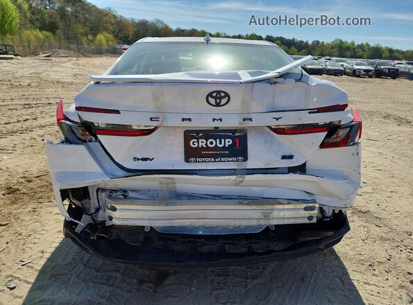 4T1DAACK1TU685572 2026 TOYOTA CAMRY White Widok z tyłu