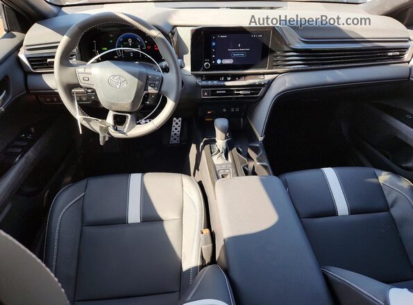 4T1DAACK1TU728338 2026 TOYOTA CAMRY Black Dashboard view