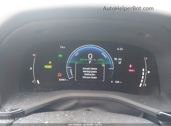 4T1DAACK2SU005287 2025 TOYOTA CAMRY Silver უკანა სავარძლების ხედი
