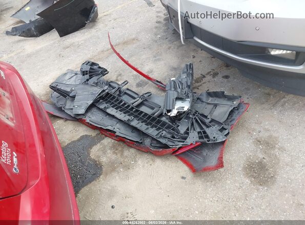 4T1DAACK2SU010599 2025 TOYOTA CAMRY Red ხელსაწყოთა პანელის ხედი