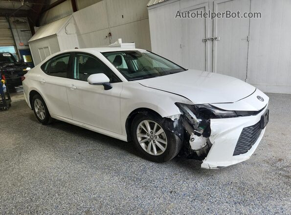 4T1DAACK2SU022218 2025 TOYOTA CAMRY White Սալոնի 360 աստիճան տեսք