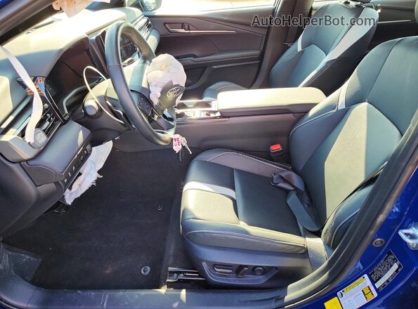 4T1DAACK2SU141368 2025 TOYOTA CAMRY Blue Вид салону спереду