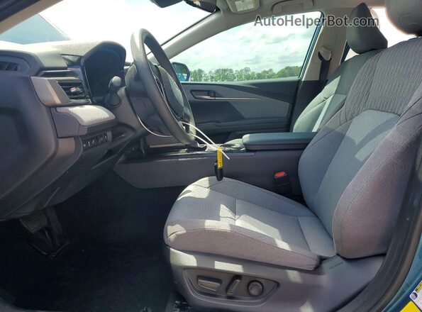 4T1DAACK2SU151303 2025 TOYOTA CAMRY Teal Vista interior delantera