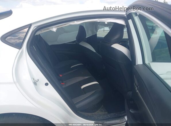 4T1DAACK2SU537980 2025 TOYOTA CAMRY White Вид наклейки з VIN-кодом