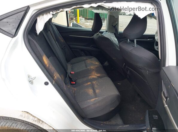 4T1DAACK2SU585060 2025 TOYOTA CAMRY White Widok naklejki z numerem VIN