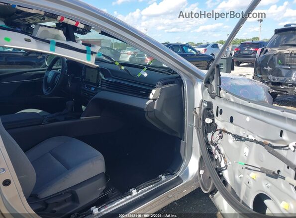 4T1DAACK2SU593658 2025 TOYOTA CAMRY Silver 