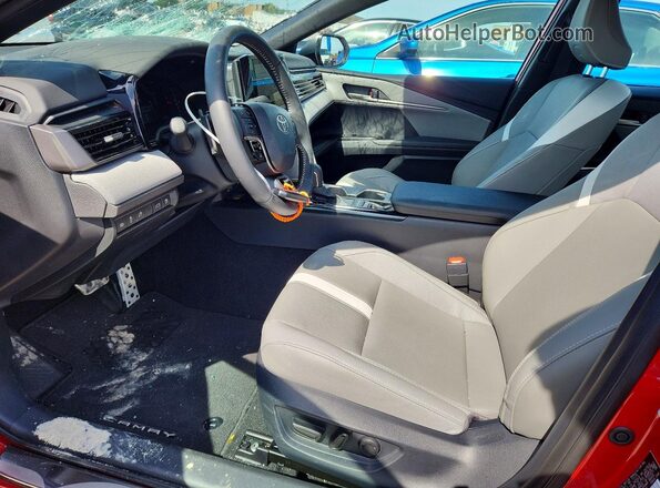 4T1DAACK2TU255582 2026 TOYOTA CAMRY Red Front interior view
