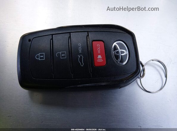 4T1DAACK3SU014127 2025 TOYOTA CAMRY Red Вид панелі приладів