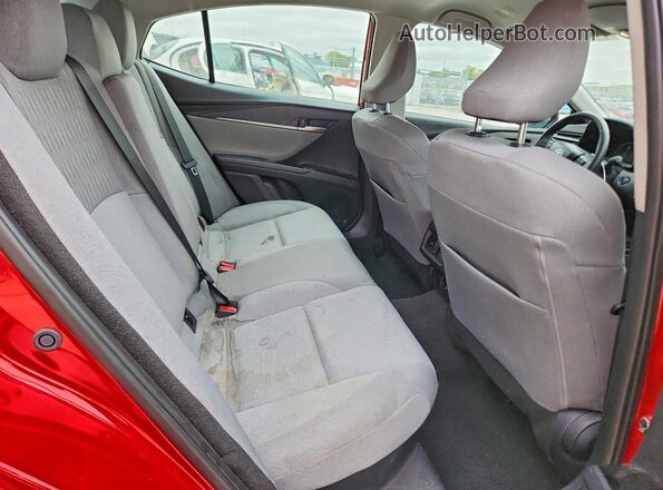4T1DAACK3SU044549 2025 TOYOTA CAMRY Red უკანა სავარძლების ხედი
