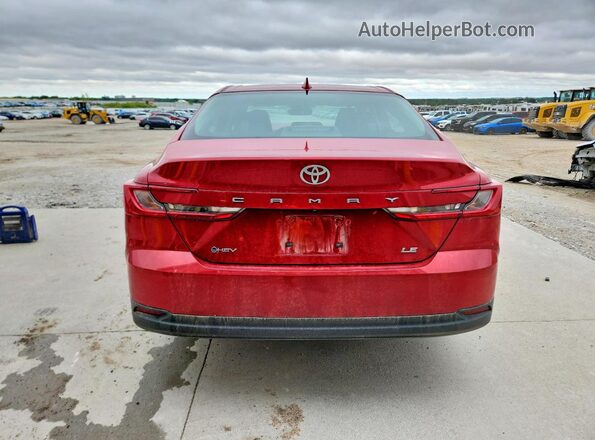 4T1DAACK3SU044549 2025 TOYOTA CAMRY Red უკანა ხედი