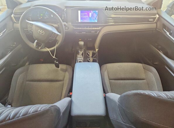 4T1DAACK3SU152492 2025 TOYOTA CAMRY Silver წინა პანელის ხედი