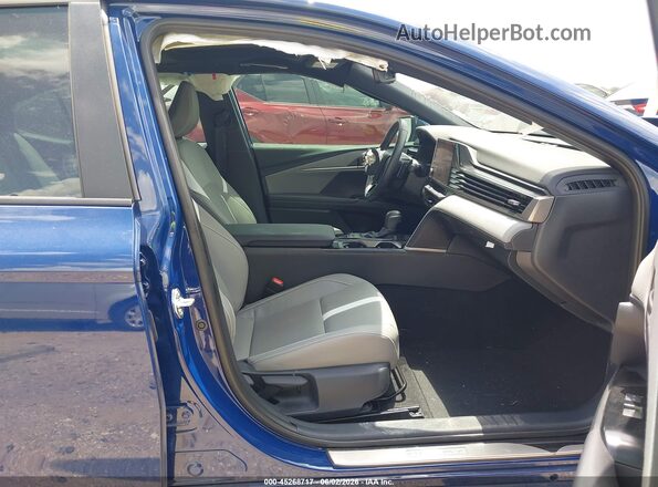 4T1DAACK3SU152749 2025 TOYOTA CAMRY Синий Вид салона спереди