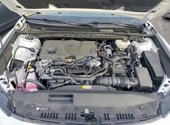 4T1DAACK3SU201156 2025 TOYOTA CAMRY White Вид задньої частини салону