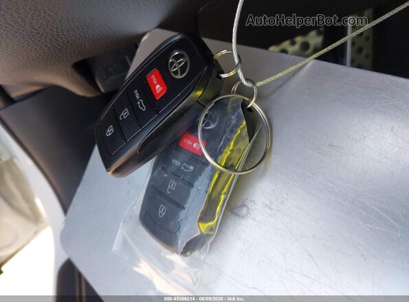 4T1DAACK3SU527409 2025 TOYOTA CAMRY White Widok deski rozdzielczej