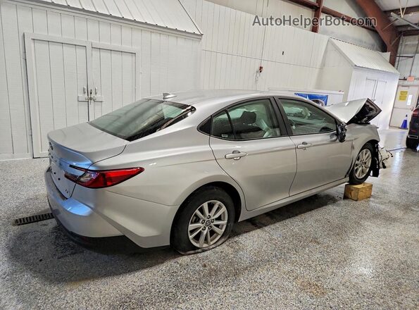 4T1DAACK3SU532576 2025 TOYOTA CAMRY Silver 