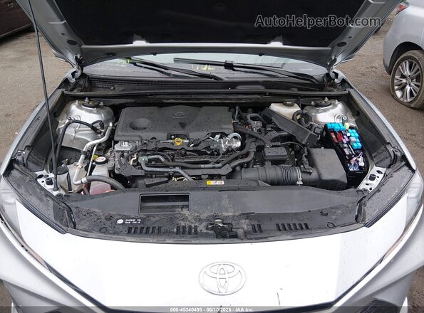 4T1DAACK3SU575976 2025 TOYOTA CAMRY Gray Widok z tyłu
