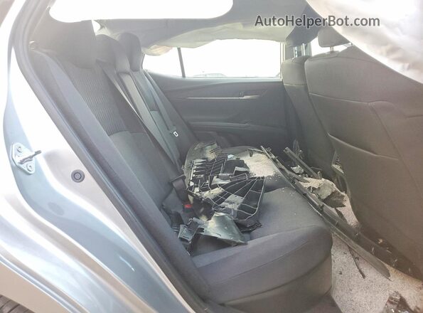 4T1DAACK3SU583799 2025 TOYOTA CAMRY Silver Rear seats view