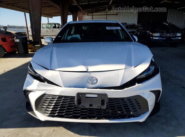 4T1DAACK3SU645010 2025 TOYOTA CAMRY Белый Вид спереди