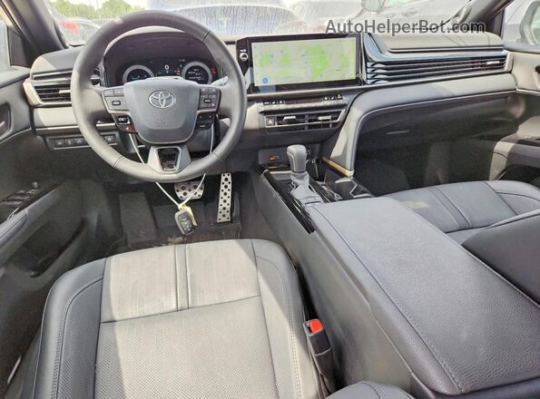 4T1DAACK3TU674380 2026 TOYOTA CAMRY Gray Вид панелі приладів