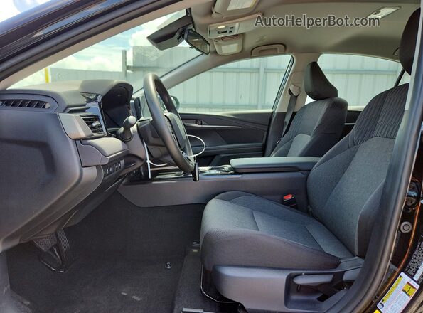 4T1DAACK3TU695469 2026 TOYOTA CAMRY Black Widok wnętrza z przodu