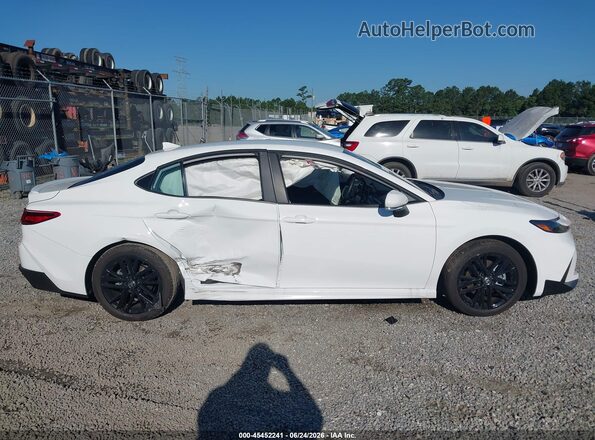 4T1DAACK3TU735548 2026 TOYOTA CAMRY Белый Вид задней части салона