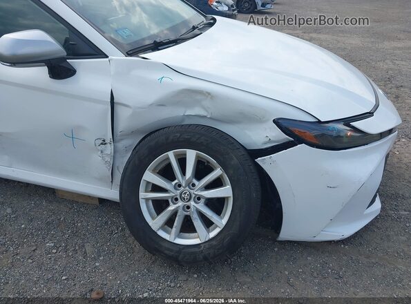 4T1DAACK4SU004626 2025 TOYOTA CAMRY White Դիմացի տեսք