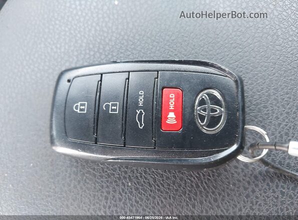 4T1DAACK4SU004626 2025 TOYOTA CAMRY White Առջևի վահանակի տեսք