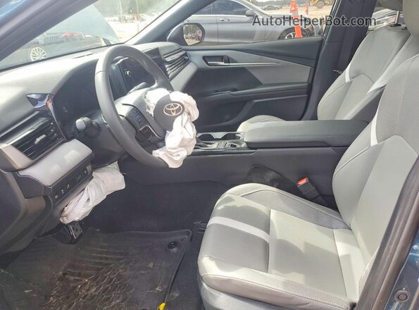 4T1DAACK4SU080329 2025 TOYOTA CAMRY Blue Front interior view