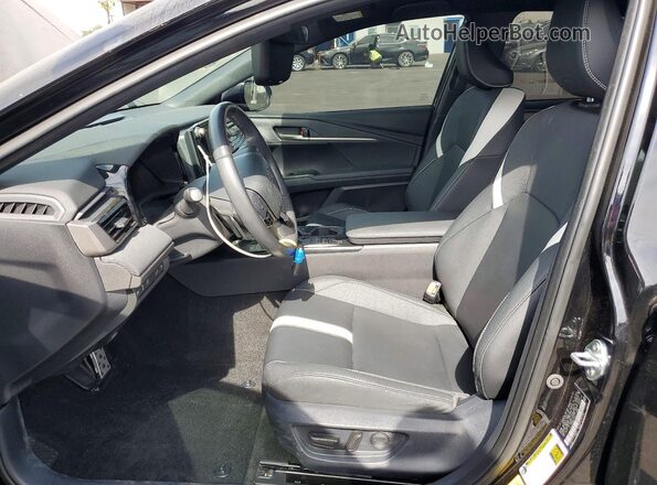 4T1DAACK4SU111658 2025 TOYOTA CAMRY Black Front interior view