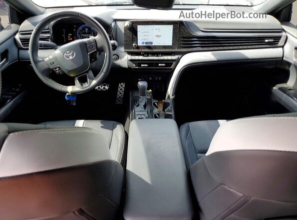 4T1DAACK4SU111658 2025 TOYOTA CAMRY Black Dashboard view